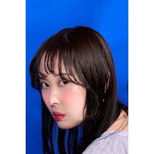 Mocha Greige × 大人可愛い顔周りレイヤーカット