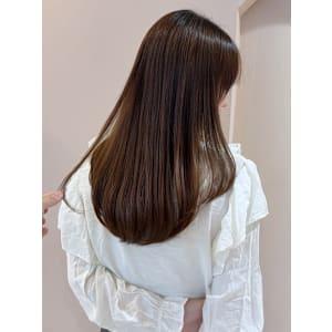 ブラウンベージュ ストレート 艶髪 髪質改善 20代