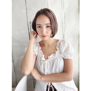 かきあげバングのワンカールボブ