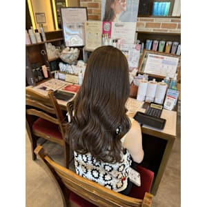 bleachを使った透け感カラー