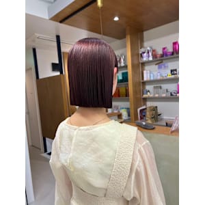 暖色カラーx タイトボブ