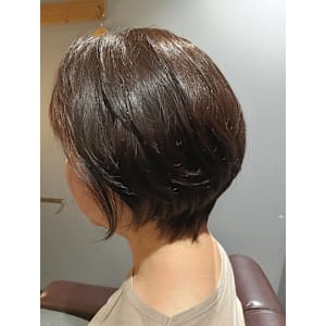 ナチュラルショートボブ