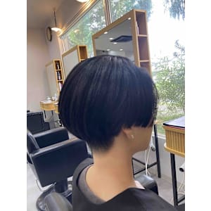 ツーブロックハンサムショート