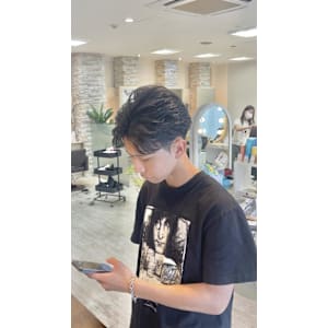 メンズニュアンスフェザーショート