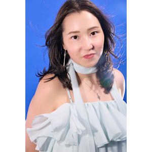 Breeze Line｜柔らかく揺れる顔周りレイヤーカット