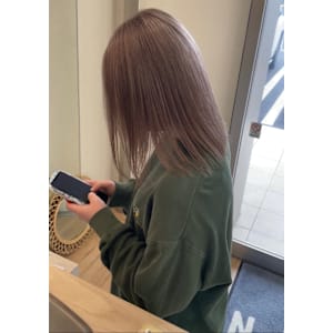 ハイトーン　ミルクティーベージュ