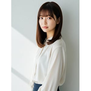 ワンカール ミディアム 顔周りカット ベージュカラー20代