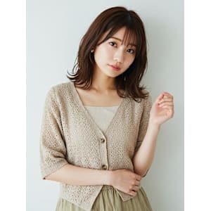 外ハネミディ 顔周りカット くびれヘア くすみベージュカラー