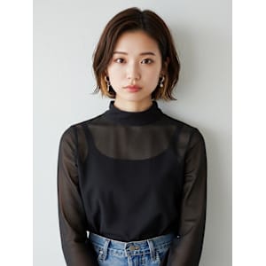 ブリーチ ミニボブ イヤリングカラー ベージュ 20代30代