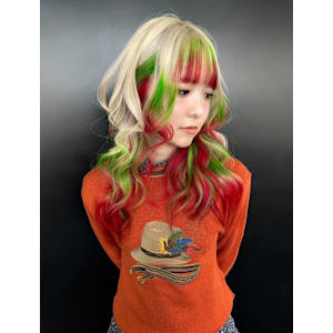 インナーカラー　デザインカラー　ハイトーン　原宿/表参道