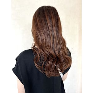 【髪質改善オレンジベージュカラー・艶々ウェーブロング】