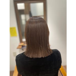 美髪矯正×ヘイリーボブ