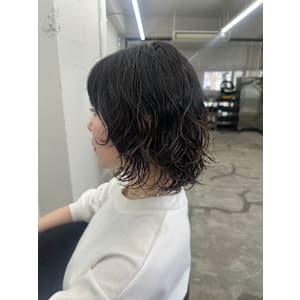 レイヤーボブ×無造作パーマ