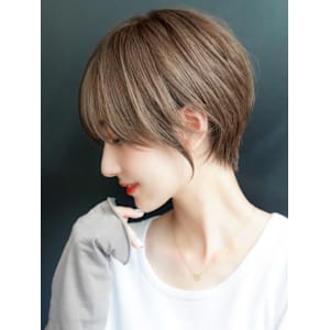 Varma 江坂店×スタイル