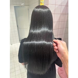 Lond luce髪質改善縮毛矯正