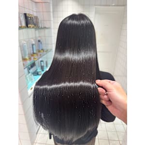 Lond luce髪質改善縮毛矯正