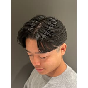 ナチュラルパート - ヒロ銀座バーバーショップ大阪本店【ヒロギンザ バーバーショップオオサカホンテン】掲載中