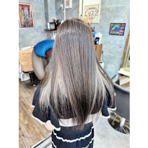 インナーホワイトベージュ × アメジストグレー 