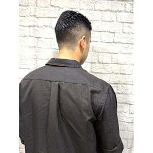 刈り上げ×七三オールバック - グレイスフルバーバー プラチナム【グレイスフルバーバー プラチナム】掲載中