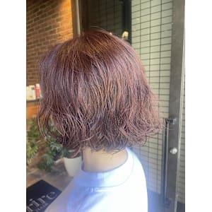 ふんわりカールのボルドーヘア♪ - 半個室型美容室 Sourire 博多店【ハンコシツガタビヨウシツスーリールハカタテン】掲載中