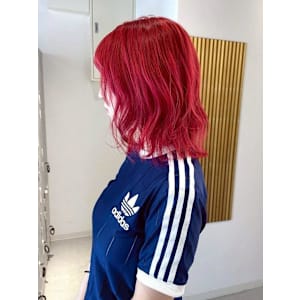 【rizu】ブリーチ/ハイトーン/ボブ - MOON by KENJE【ムーンバイケンジ】掲載中