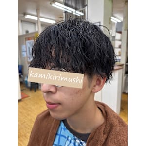 ツイストスパイラルパーマ - CUT CLUB 髪切虫【カットクラブ カミキリムシ】掲載中