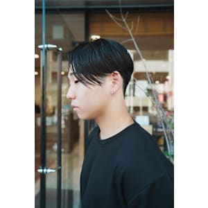 前下がりハンサムショートメンズ