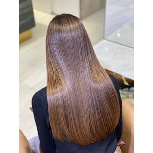 縮毛矯正ツヤツヤストレート髪質改善前髪なし前髪あり表参道 - GRAND【グランド】掲載中