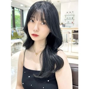 ブルーブラックイメチェン髪質改善小顔美髪韓国風巻き前髪顔周り