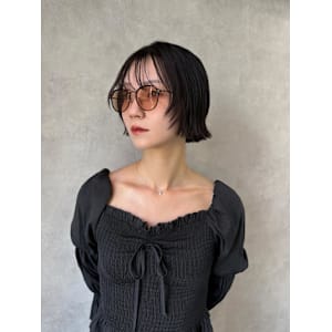 miu&清水大誠　ぱつっとボブ　レイヤー