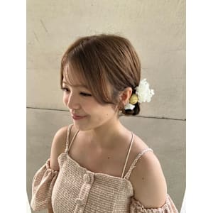 【かしゅう】ツインお団子スタイル/結婚式ヘアアレンジ