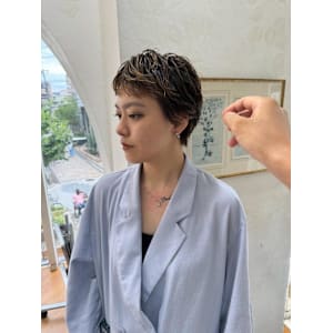 【ショートヘア】