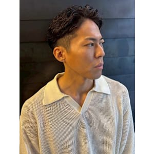 ナチュラルパーマ ツーブロック アップバング 40代 - THIS IS BARBER 2nd【ディスイズバーバーセカンド】掲載中