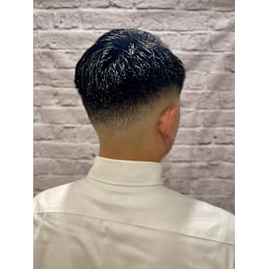 七三サイドパートフェードショート - グレイスフルバーバー プラチナム【グレイスフルバーバー プラチナム】掲載中