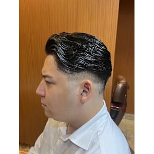 銀座　理容室　フェードカット　七三スタイル