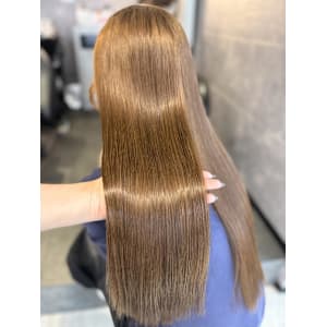 《鈴木茉奈》オリーブベージュ/ブリーチなし/艶髪