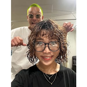 出会いは髪の毛からになります