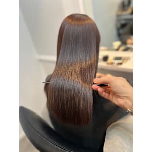 WISTERIA PLUS1 銀座一丁目×スタイル