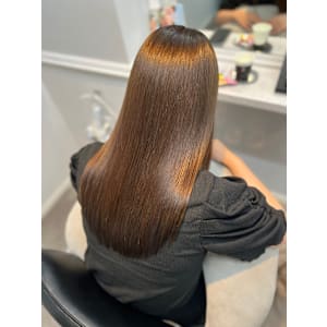 WISTERIA PLUS1 銀座一丁目×スタイル