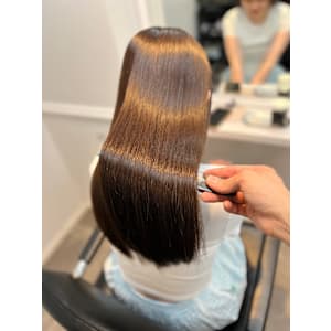 WISTERIA PLUS1 銀座一丁目×スタイル