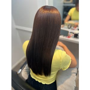 WISTERIA PLUS1 銀座一丁目×スタイル