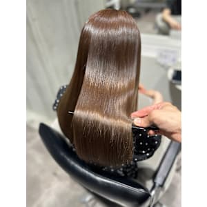 WISTERIA PLUS1 銀座一丁目×スタイル