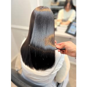 WISTERIA PLUS1 銀座一丁目×スタイル