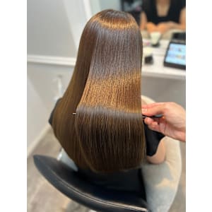 WISTERIA PLUS1 銀座一丁目×スタイル