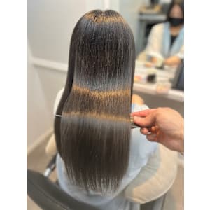 WISTERIA PLUS1 銀座一丁目×スタイル