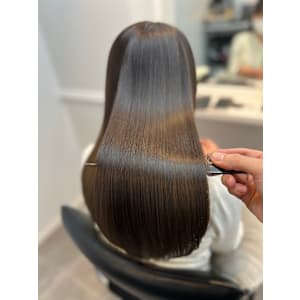 WISTERIA PLUS1 銀座一丁目×スタイル