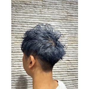 メンズ◎ツイストパーマ×アッシュグレーカラー