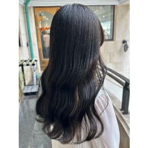 【natsuki】赤みをしっかりとって綺麗なグレージュに！