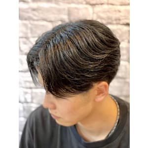 色気とセンターパート - 銀座マツナガ 新宿野村ビル店【ギンザマツナガ シンジュクノムラビルテン】掲載中