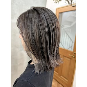 切りっぱなし×デザインカラー